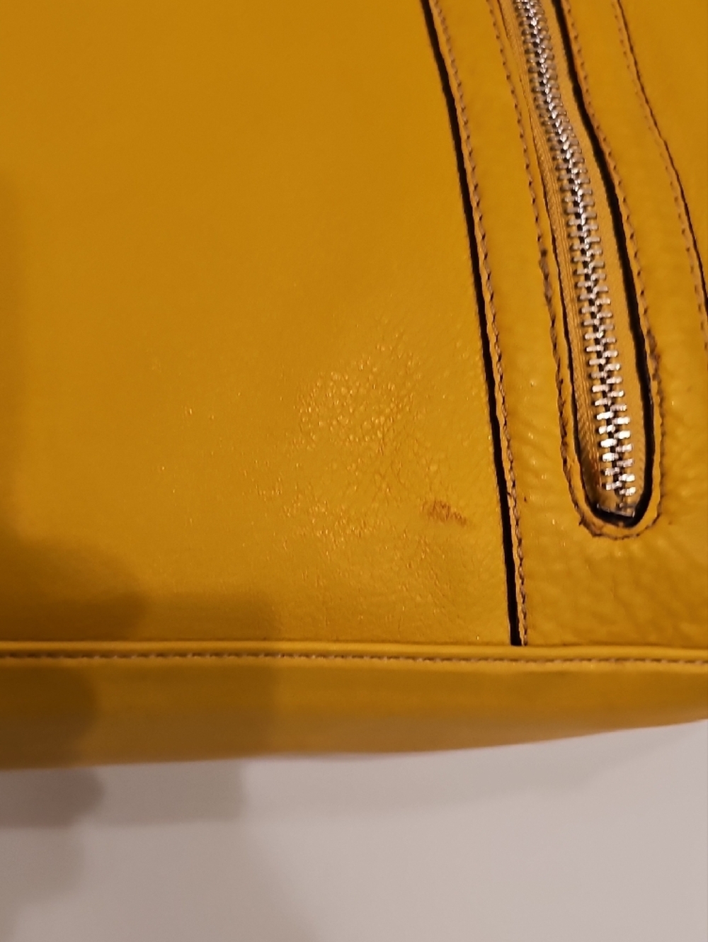 b. makowsky Yellow Leather Shoulder Satchel 15"x12"x4" - Picture 5 of 13